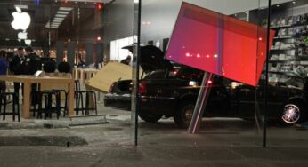 Apple Store : accident de voiture à Chicago