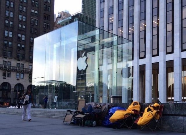 iPhone 6 : des fans campent déjà devant un Apple Store