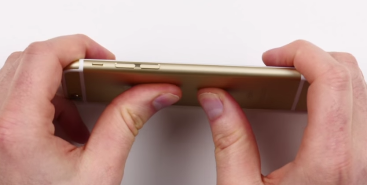 Test : l’iPhone 6 est-il pliable comme l’iPhone 6 Plus ?