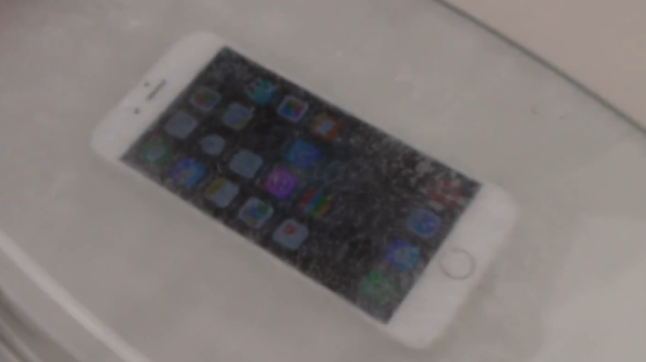 Test : l’iPhone 6 plongé dans de la glace… chaude !
