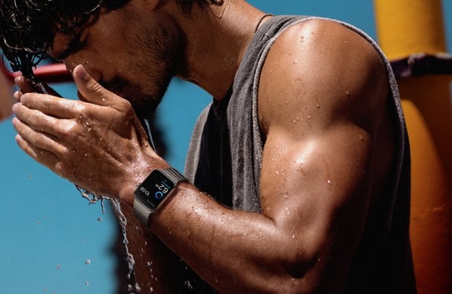 Apple Watch : la smartwatch serait résistante à l’eau