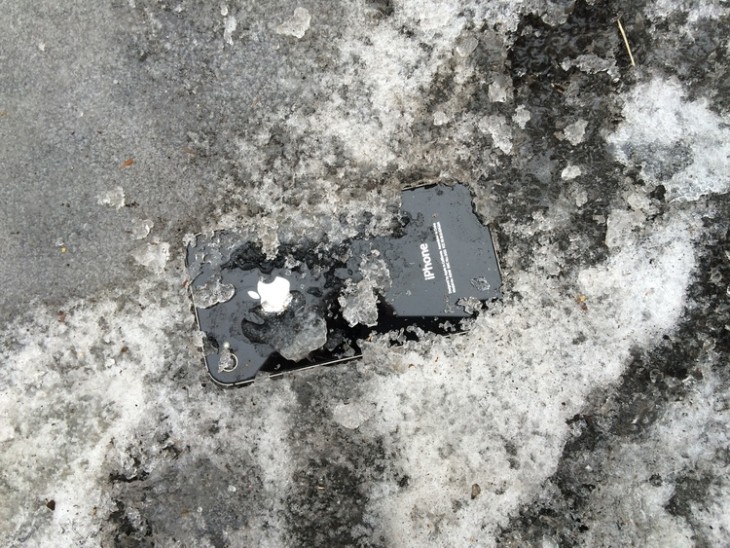 Insolite : un iPhone 4S survit à 5 jours sous la glace