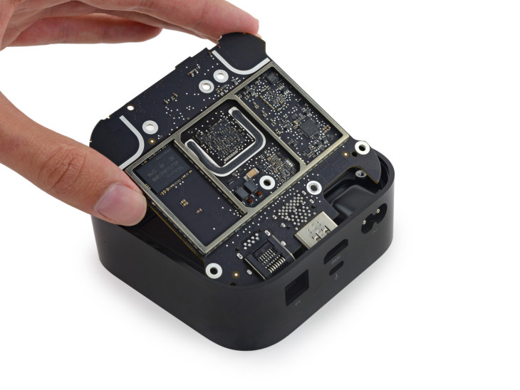 iFixit démonte l’Apple TV 2015 & sa télécommande