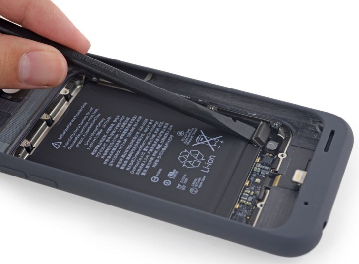 iFixit a démonté la coque batterie d’Apple (Smart Battery Case)