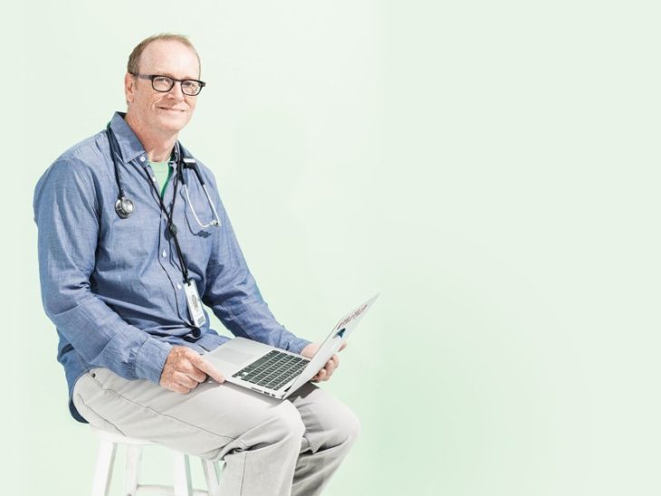 Santé : Apple embauche le médecin canadien Mike Evans
