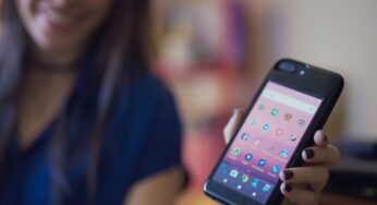 Eye : la coque iPhone qui intègre un smartphone Android