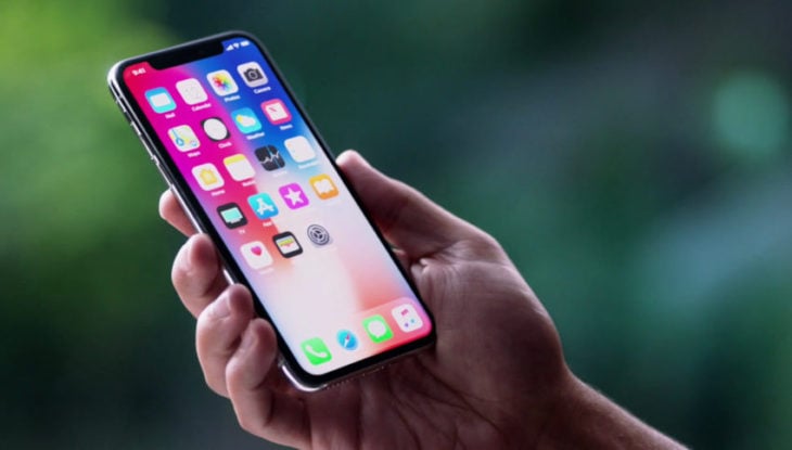 iPhone X 5,8 pouces de 2018 : une version moins chère à fabriquer ?