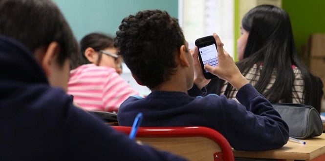 Rentrée 2018 : les smartphones interdits dans les écoles et collèges !