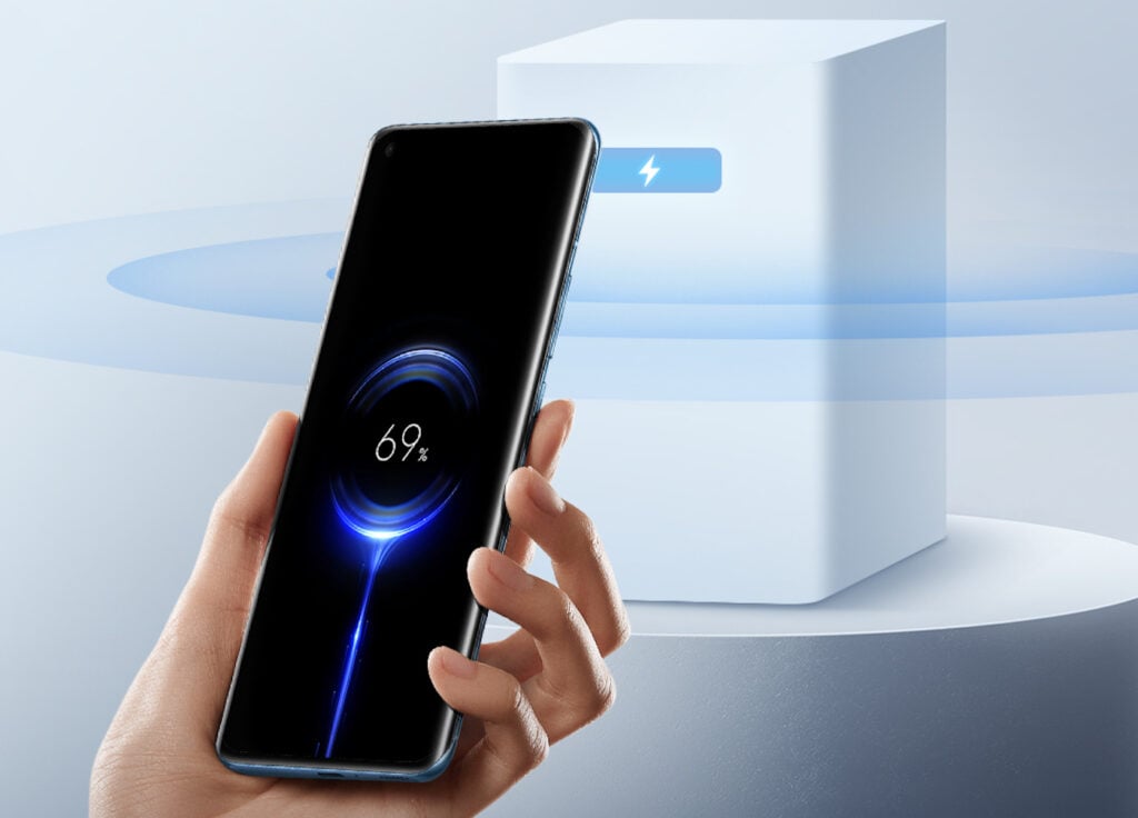Xiaomi dévoile Mi Air Charge, une recharge sans fil fonctionnant dans toute la pièce