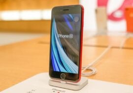 Un écran d’iPhone beaucoup plus lumineux, ce n’est pas pour bientôt