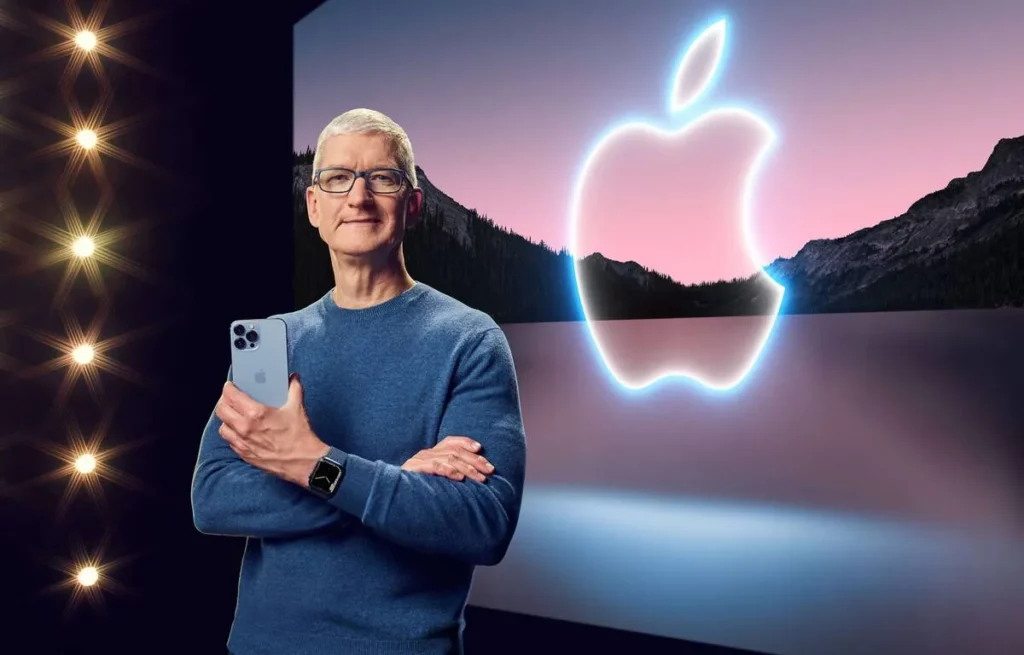 Apple : Tim Cook a baissé son salaire de 40%
