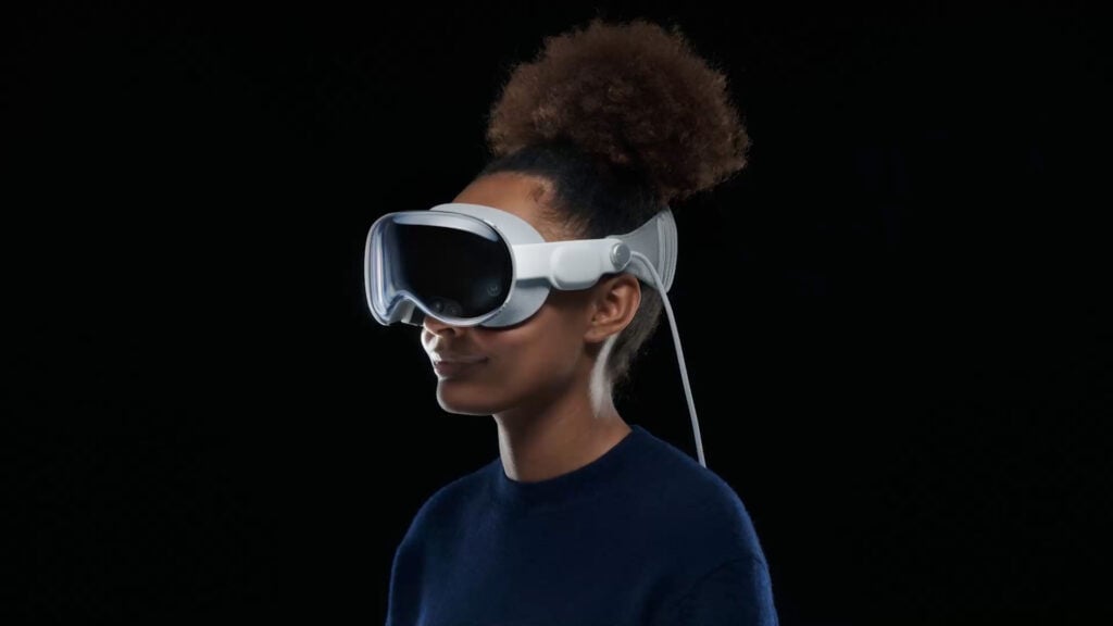 Apple Vision Pro : plus de 150 films en 3D et jeux spatiaux attendus