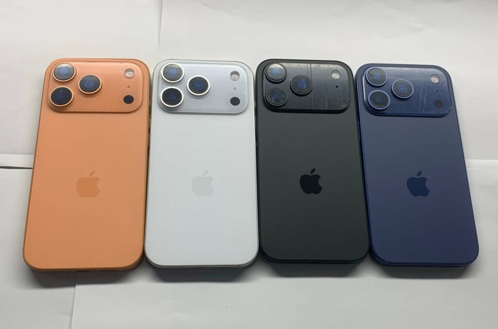 iPhone 17 Pro : une maquette dévoile un surprenant coloris orange iPhone 17 Pro : une maquette dévoile un surprenant coloris orange