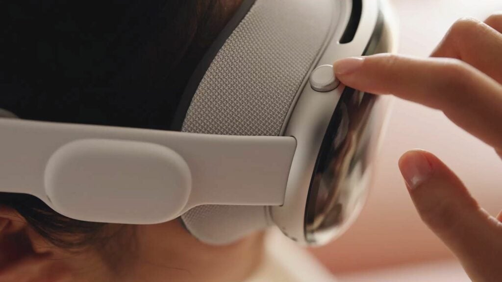 Apple Vision Pro pourrait recevoir la puce R2 l'an prochain Apple Vision Pro pourrait recevoir la puce R2 l'an prochain