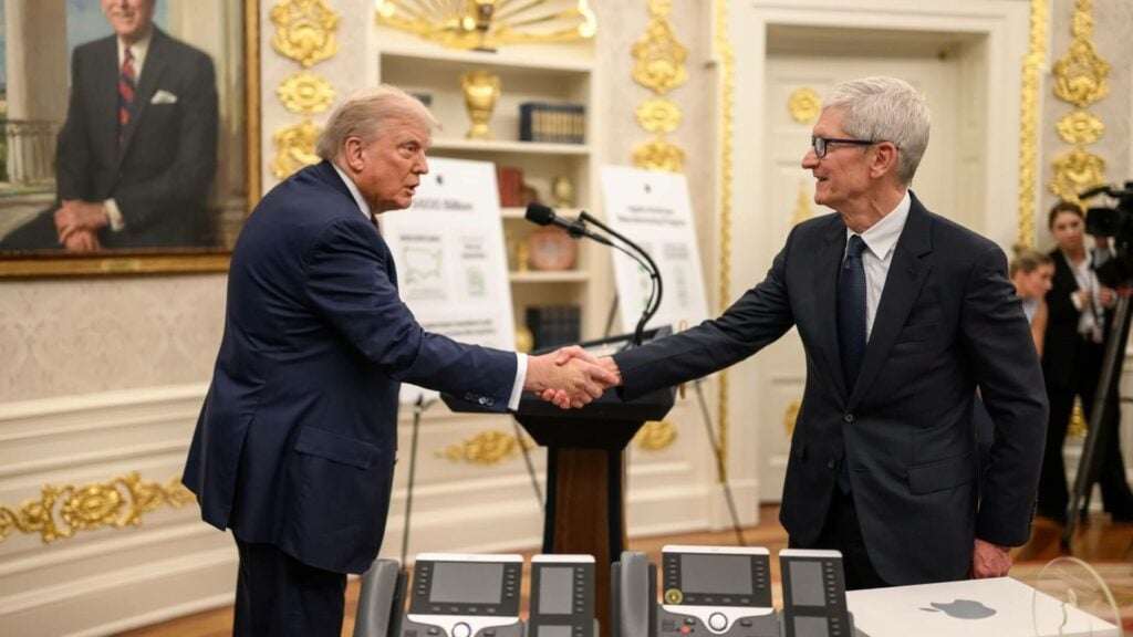 Tim Cook explique sa relation avec Donald Trump